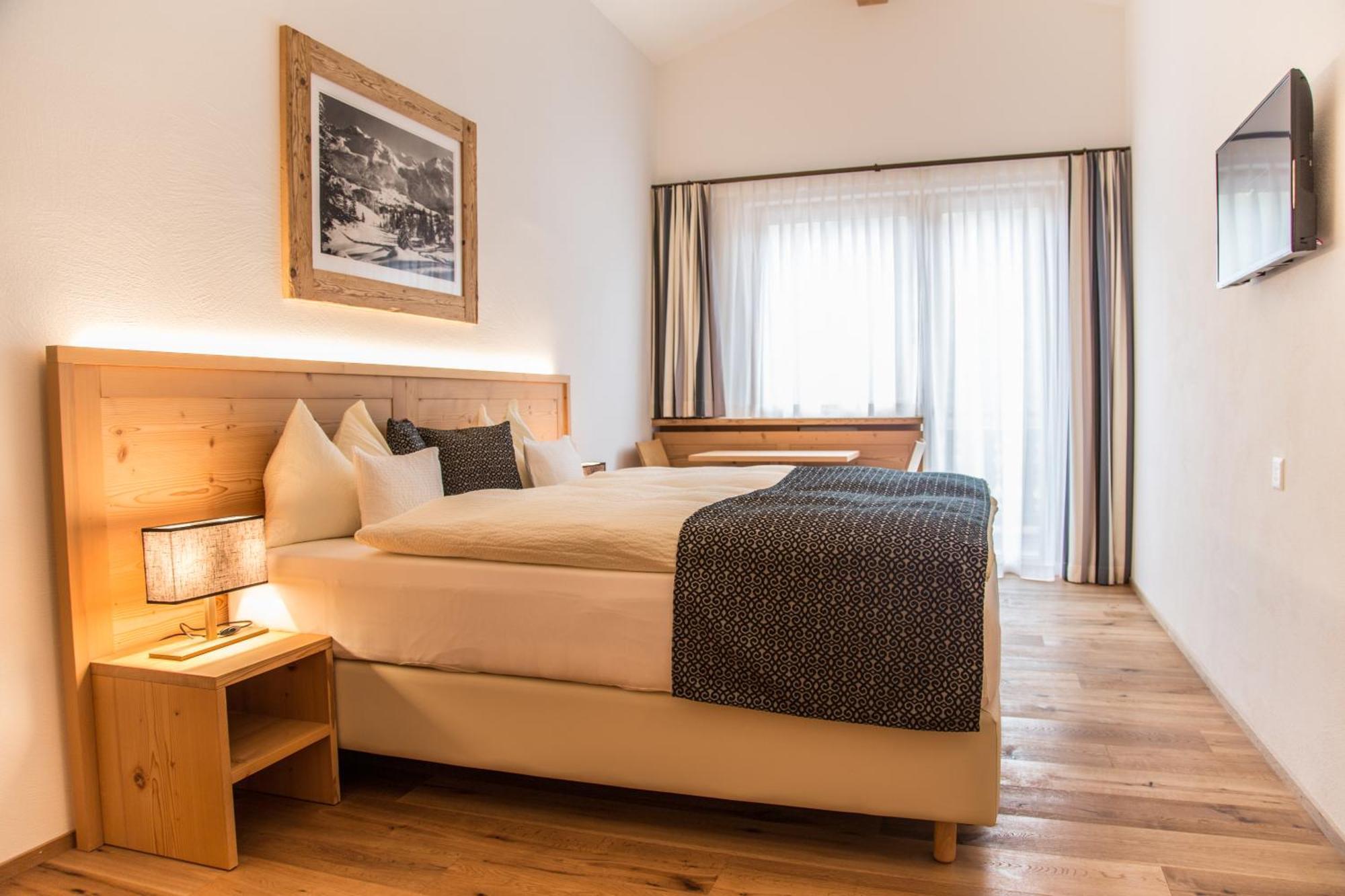 Hotel Sarain Active Mountain Resort Lenz Bagian luar foto