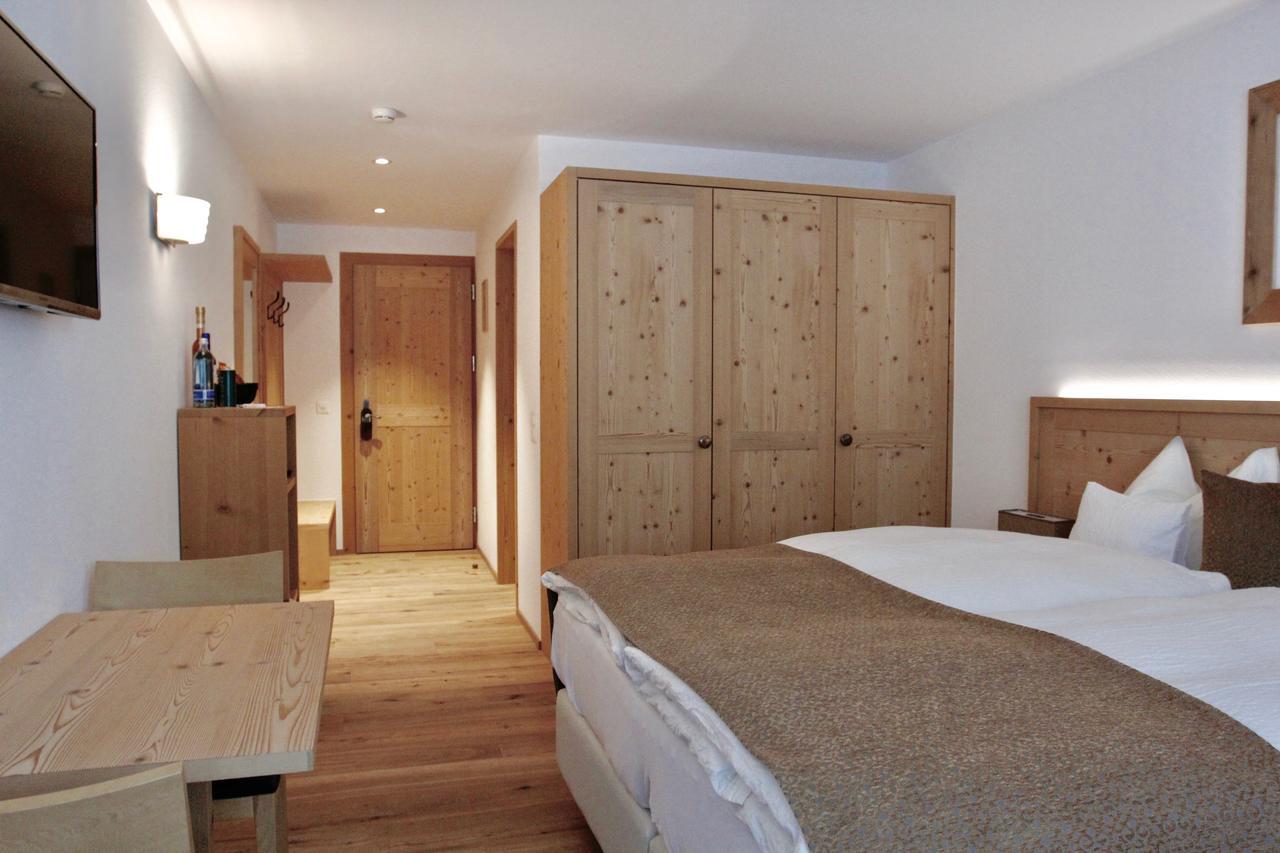 Hotel Sarain Active Mountain Resort Lenz Bagian luar foto